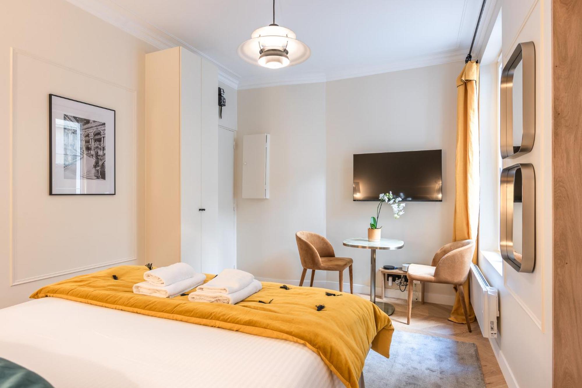 Appartement Charming With Terrace - Near Montmartre Parijs